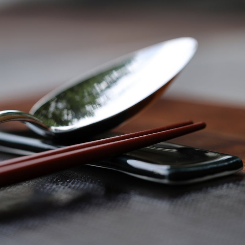 B-023 | AKIO MOMOTA Koku-yu Cutlery rests set of 2 pieces, L10 cm
