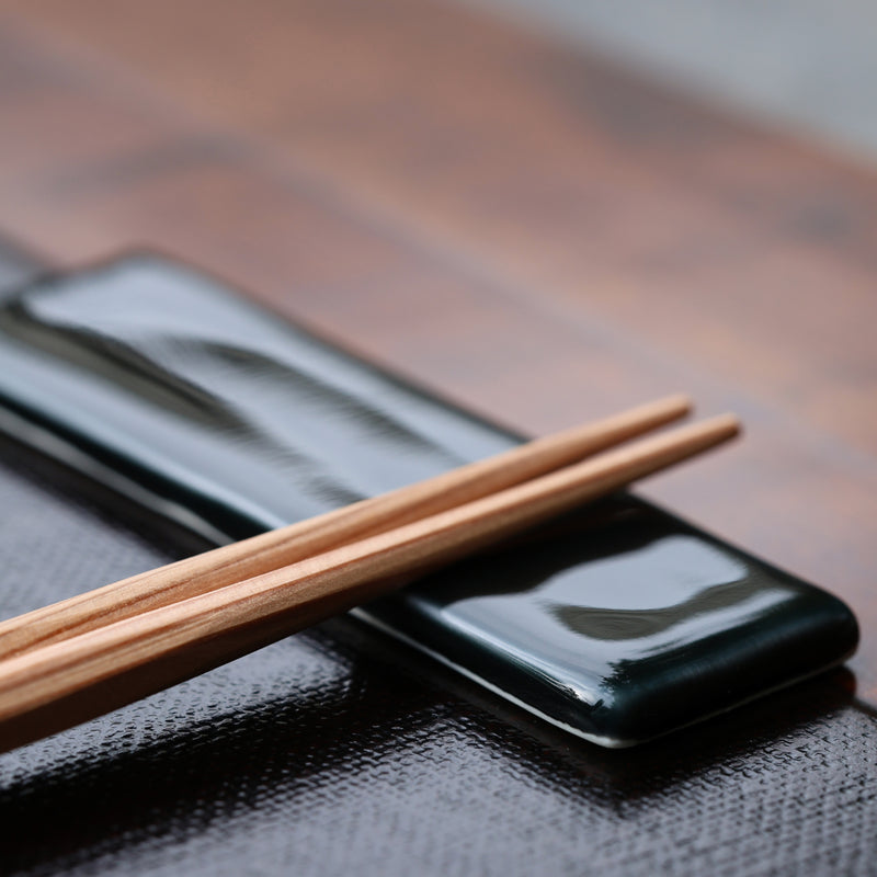 B-023 | AKIO MOMOTA Koku-yu Cutlery rests set of 2 pieces, L10 cm