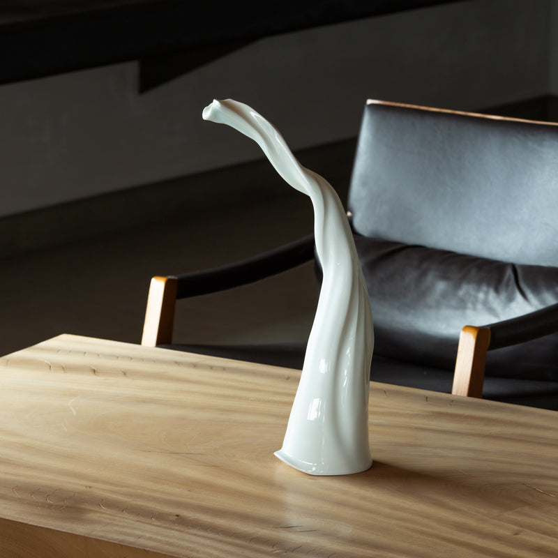 AKIO MOMOTA Contemporary Art object 2